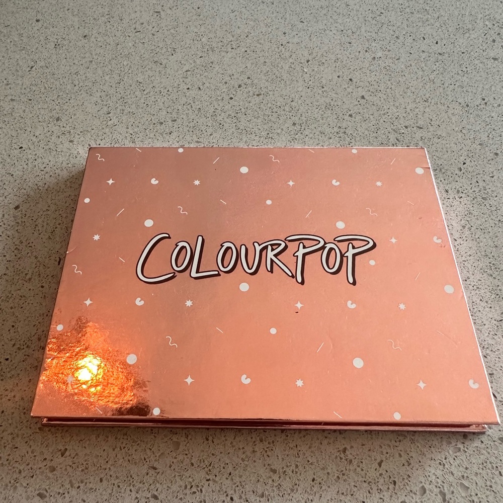 Colourpop eyeshadow palette